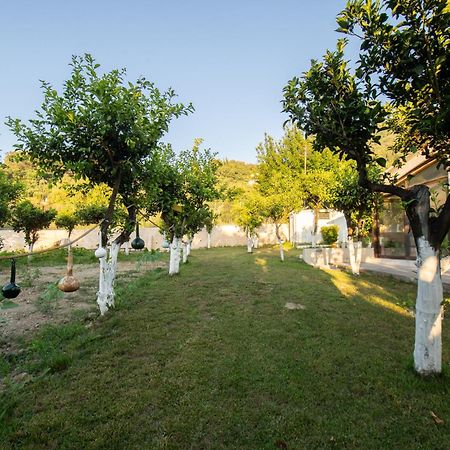 Vila To Ktimataki Agios Gordios  Exteriér fotografie