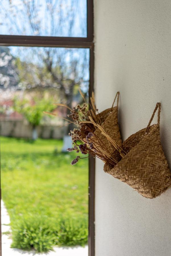 Vila To Ktimataki Agios Gordios  Exteriér fotografie